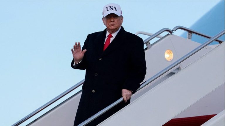 Air Force One glitch revives replacement push as White House says it ‘proves Trump was right again’