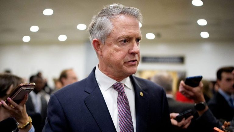 GOP senator pushes Trump’s 10% credit card rate cap as party leaders push back